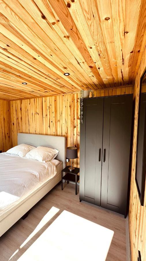 Luxe Tiny House Bij Het Leekstermeer Matsloot Exteriör bild